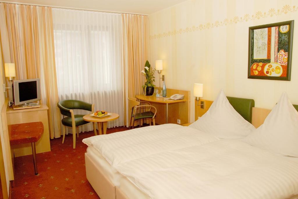 Hotel Graf Offenbach am Main Room photo